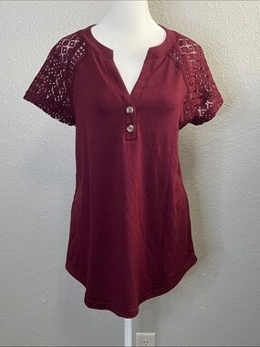 Anrabess Lace Sleeve Henley TShirt Burgundy Size Medium NWT